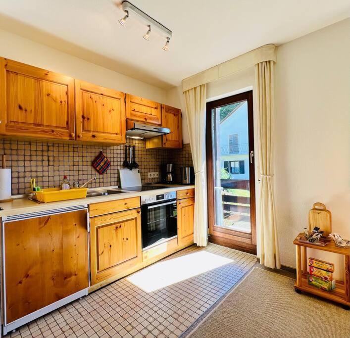 Ferienwohnung Lotti + Hochschwarzwald Card Titisee-Neustadt Zewnętrze zdjęcie