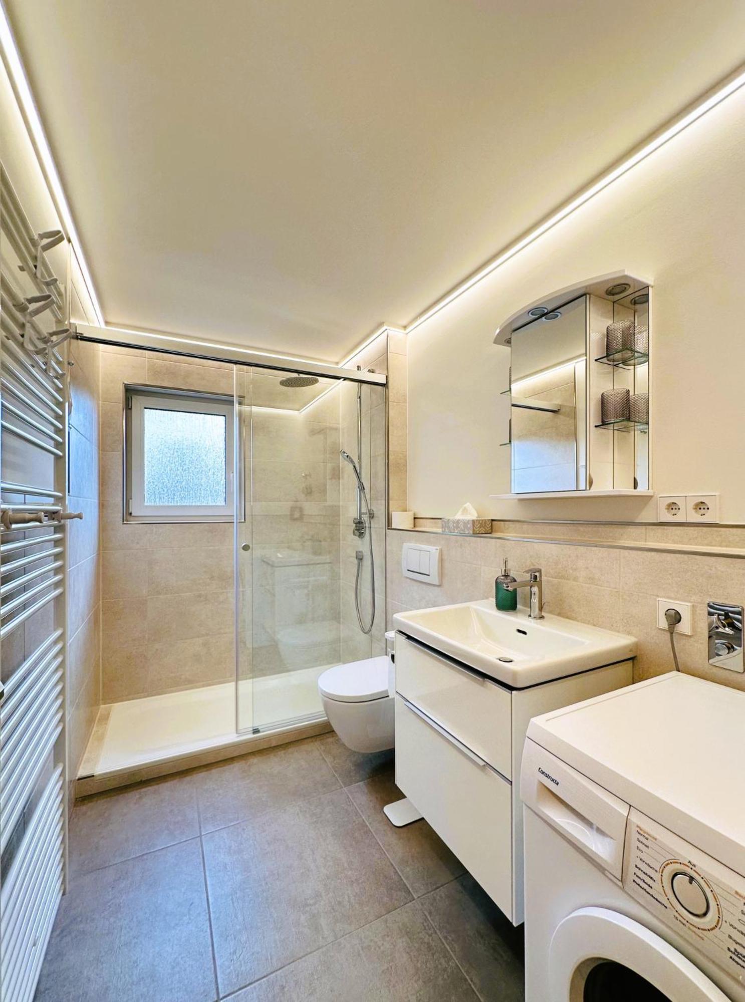 Ferienwohnung Lotti + Hochschwarzwald Card Titisee-Neustadt Zewnętrze zdjęcie